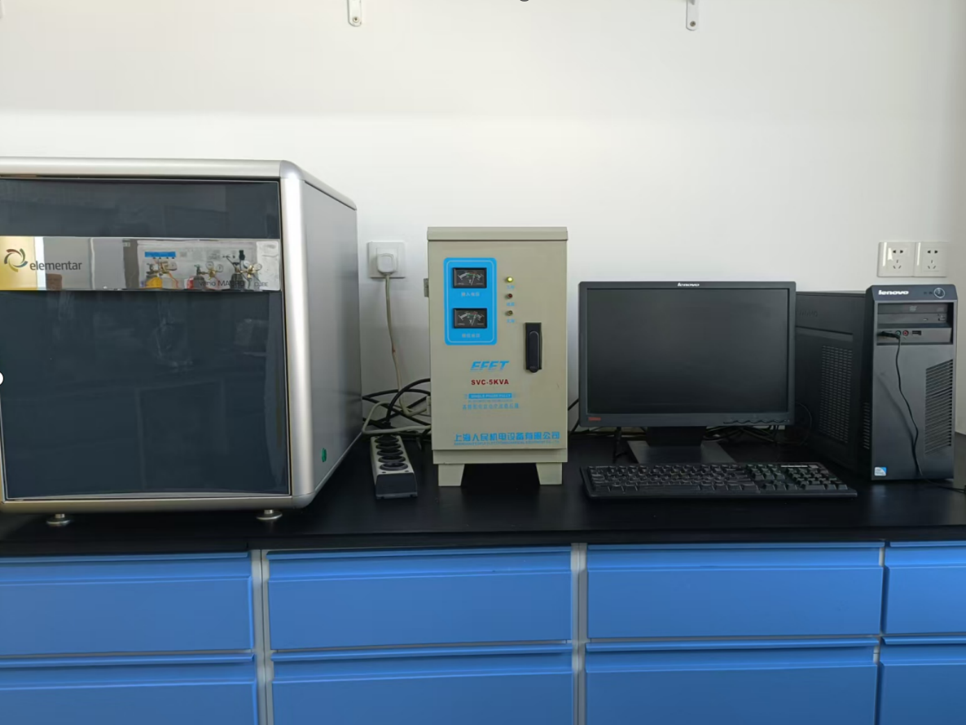 元素分析仪（Vario MACRO Cube）